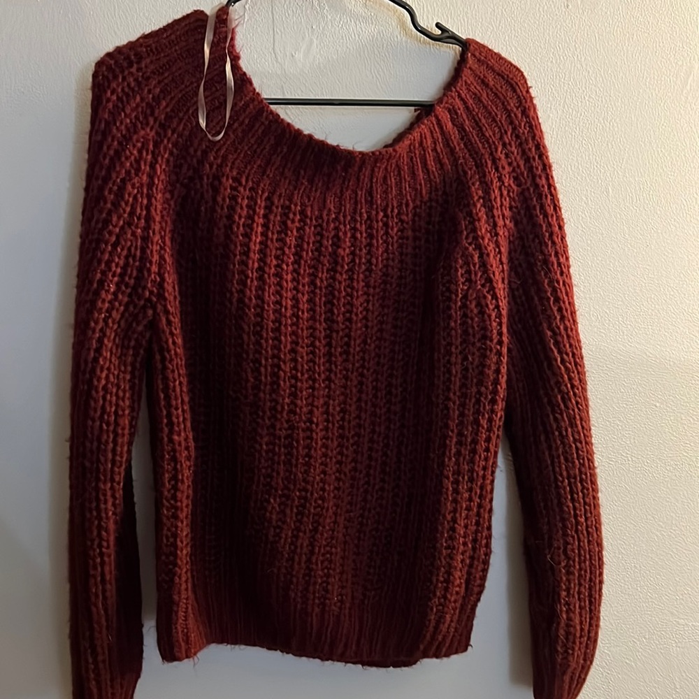 Women’s Sweater